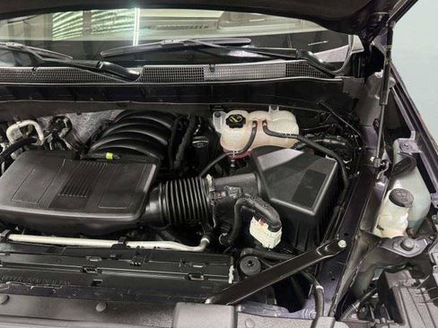 Used 2024 Chevrolet Silverado 1500 LT AWD/4WD image 50