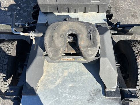 Used 2022 RAM 3500 Tradesman w/ Chrome Appearance Group image 9