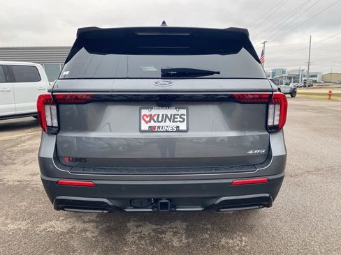 New 2026 Ford Explorer ST-Line w/ ST-Line Street Pack image 10