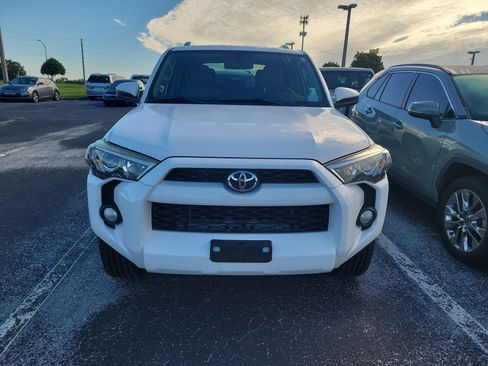 Used 2015 Toyota 4Runner SR5 RWD image 2