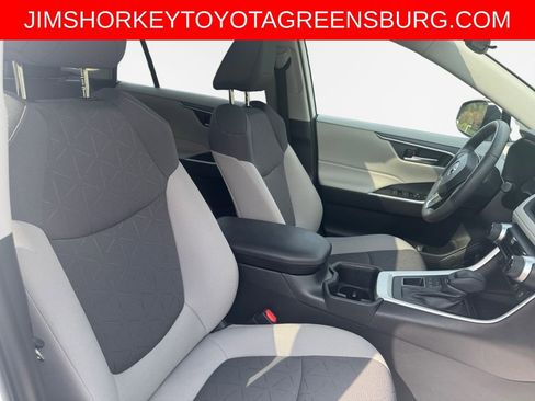Used 2023 Toyota RAV4 XLE w/ Convenience Package image 26