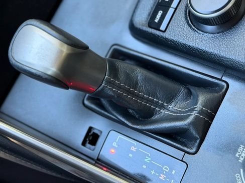 Used 2015 Lexus IS 250 RWD image 17
