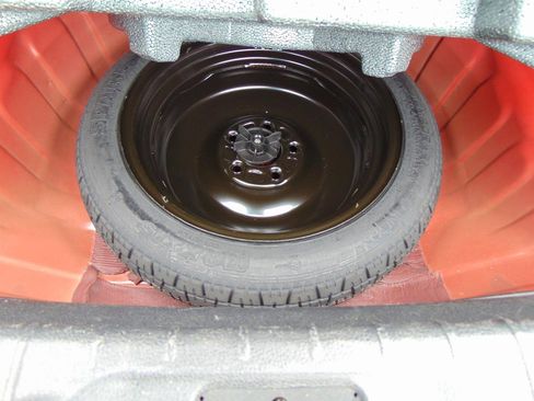 Used 2024 Nissan Altima 2.5 SV image 12