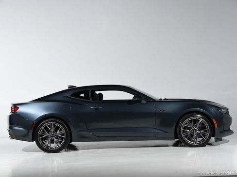 Used 2021 Chevrolet Camaro LT image 7