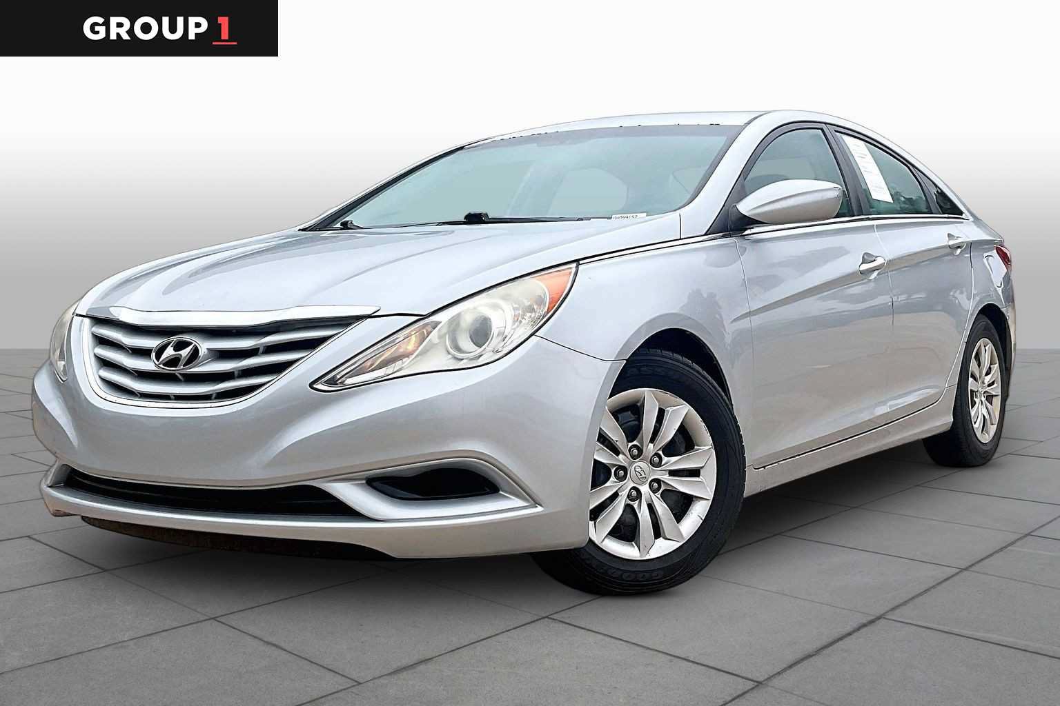 Used 2011 Hyundai Sonata GLS FWD image 1