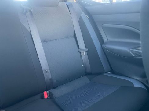 Used 2025 Nissan Versa SV image 36