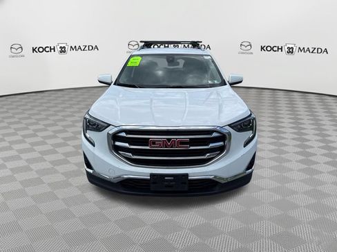 Used 2018 GMC Terrain SLT w/ Preferred Package AWD/4WD image 2