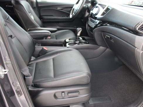 Used 2019 Honda Ridgeline RTL-E image 21