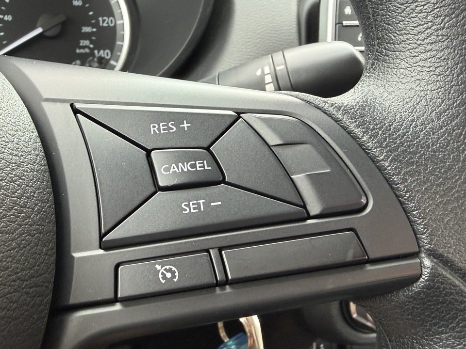 Used 2025 Nissan Versa S w/ Electronics Package FWD image 13