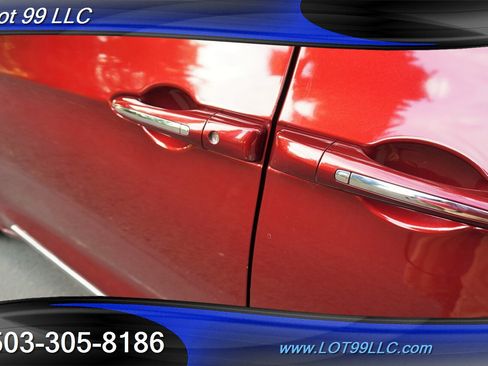 Used 2017 Chrysler Pacifica Touring-L FWD image 37
