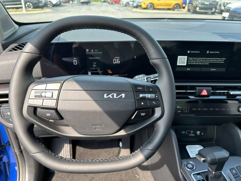 New 2026 Kia Sportage EX AWD/4WD image 35