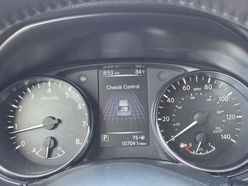 Used 2017 Nissan Rogue SV image 25