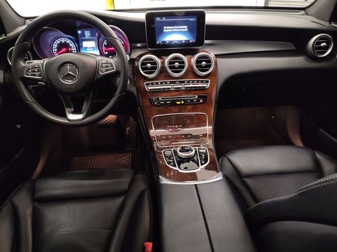 Used 2017 Mercedes-Benz GLC 300 GLC 300 image 26