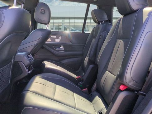 Used 2022 Mercedes-Benz GLS 450 4MATIC image 30