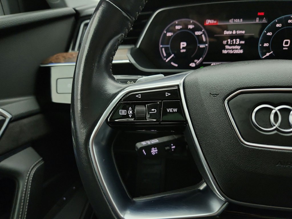 Used 2019 Audi e-tron Prestige w/ Prestige Package AWD/4WD image 19