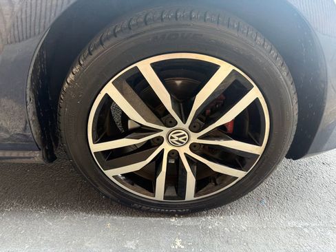 Used 2017 Volkswagen Golf SE w/ Driver Assistance Package FWD image 31