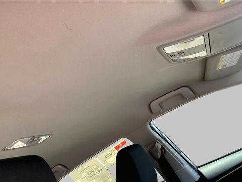 Used 2018 Toyota Corolla iM FWD image 14