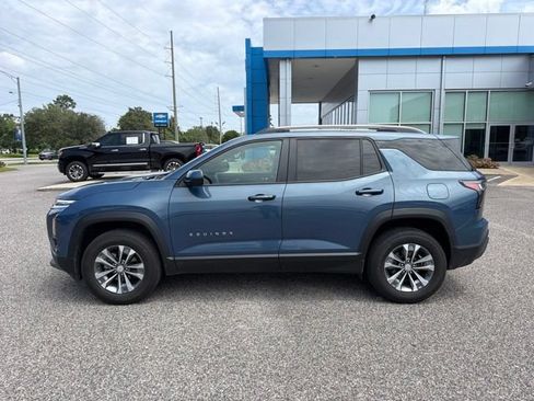 Used 2025 Chevrolet Equinox LT w/ Convenience Package II FWD image 8