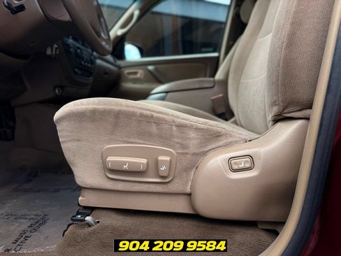 Used 2004 Toyota Sequoia SR5 RWD image 16