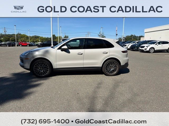 Used 2020 Porsche Cayenne AWD/4WD image 2