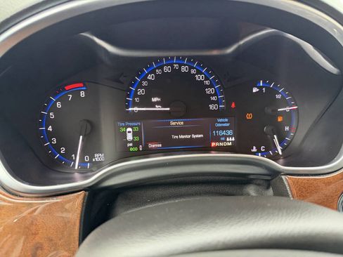 Used 2015 Cadillac SRX Luxury w/ Driver Awareness Package AWD/4WD image 9