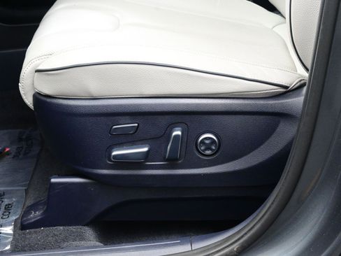 Used 2023 Hyundai Palisade Limited image 11