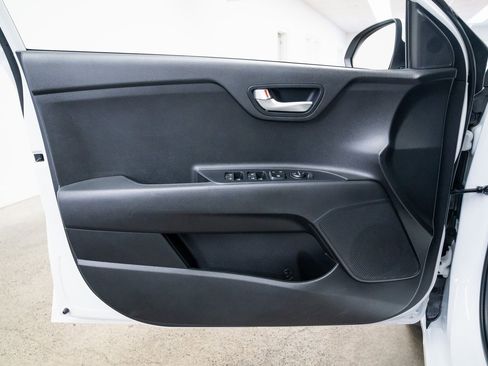 Used 2023 Kia Rio S image 14