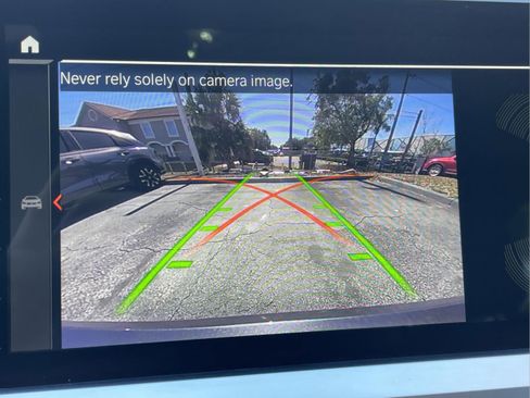 Used 2021 BMW 330e w/ Convenience Package image 28