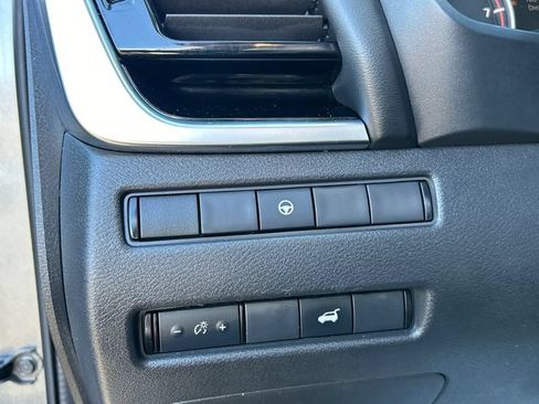 Certified 2023 Nissan Rogue SL w/ SL Premium Package AWD/4WD image 22