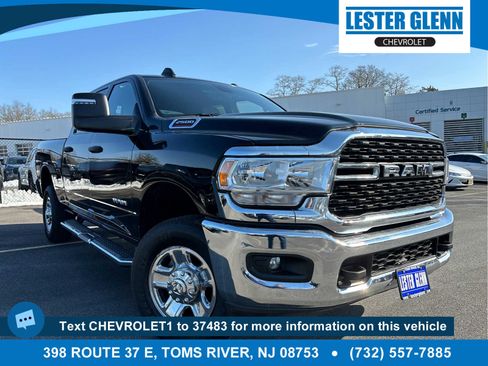 Used 2024 RAM 2500 Big Horn w/ Bed Utility Group image 1