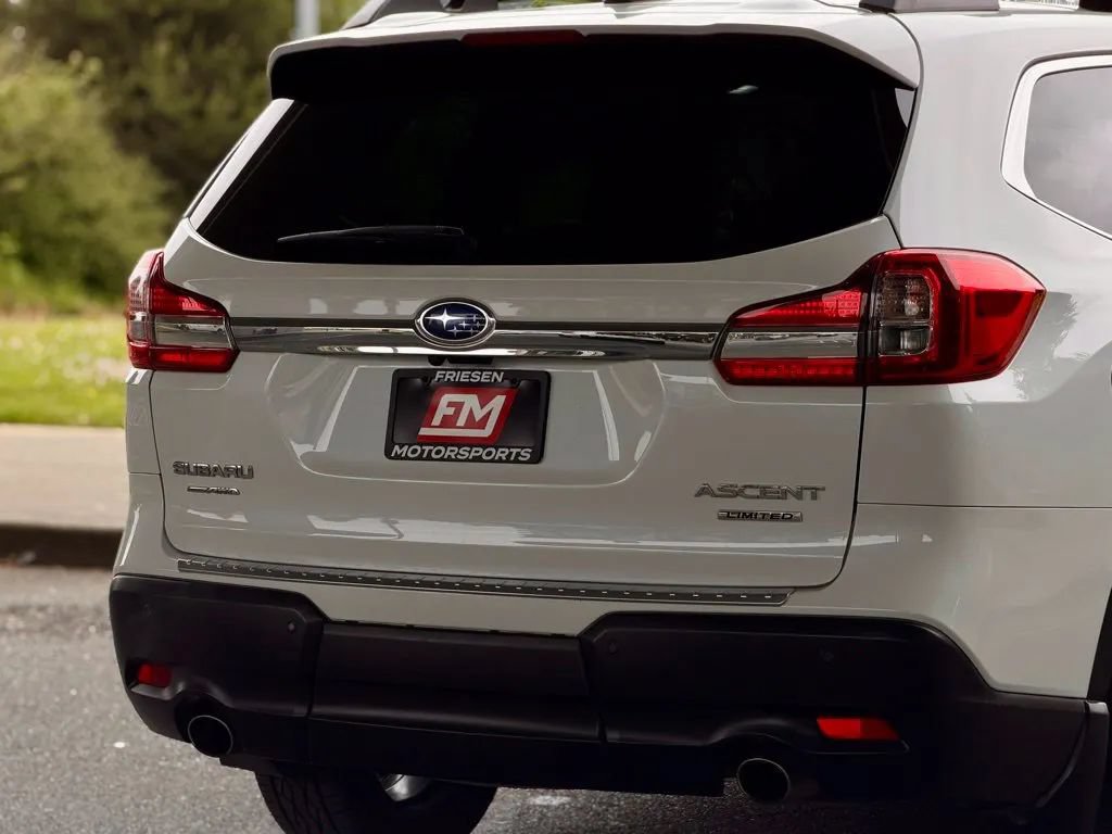 Used 2020 Subaru Ascent Limited w/ Technology Package AWD/4WD image 18
