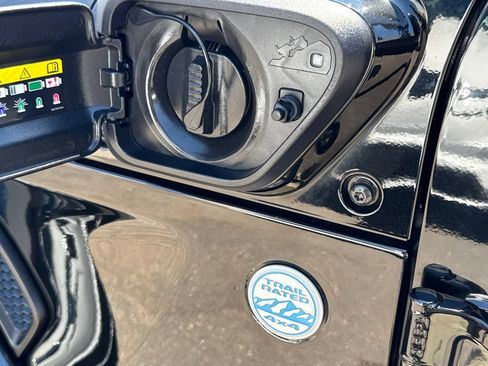 Certified 2023 Jeep Wrangler Unlimited Sahara w/ Cold Weather Group AWD/4WD image 9