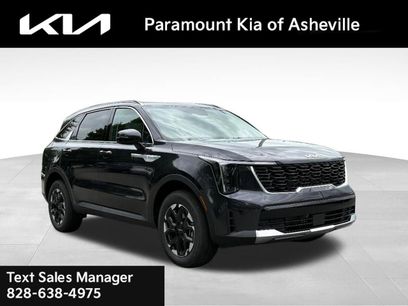 New 2025 Kia Sorento S