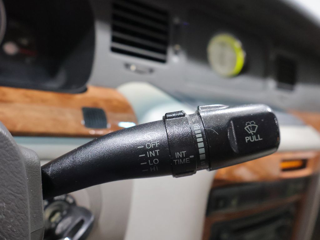 Used 2006 Kia Amanti FWD image 35