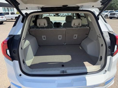 Used 2019 GMC Terrain Denali w/ Advanced Safety Package AWD/4WD image 21