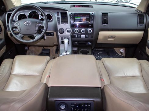 Used 2010 Toyota Sequoia Limited RWD image 15
