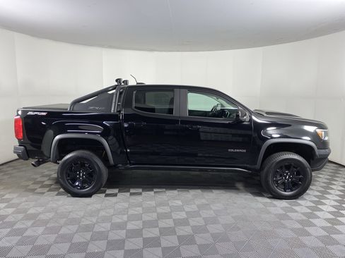 Used 2018 Chevrolet Colorado ZR2 w/ ZR2 Midnight Special Edition AWD/4WD image 7
