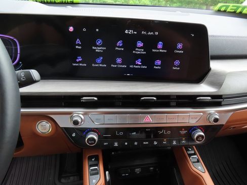 Certified 2025 Kia Telluride EX X-Line AWD/4WD image 21