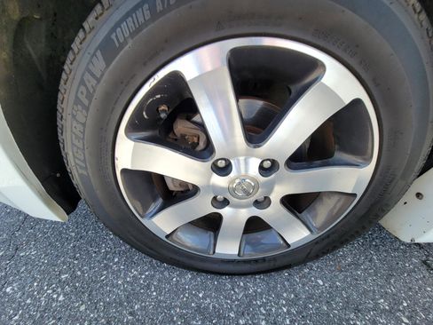 Used 2012 Nissan Sentra 2.0 SR w/ Special Edition Pkg FWD image 49