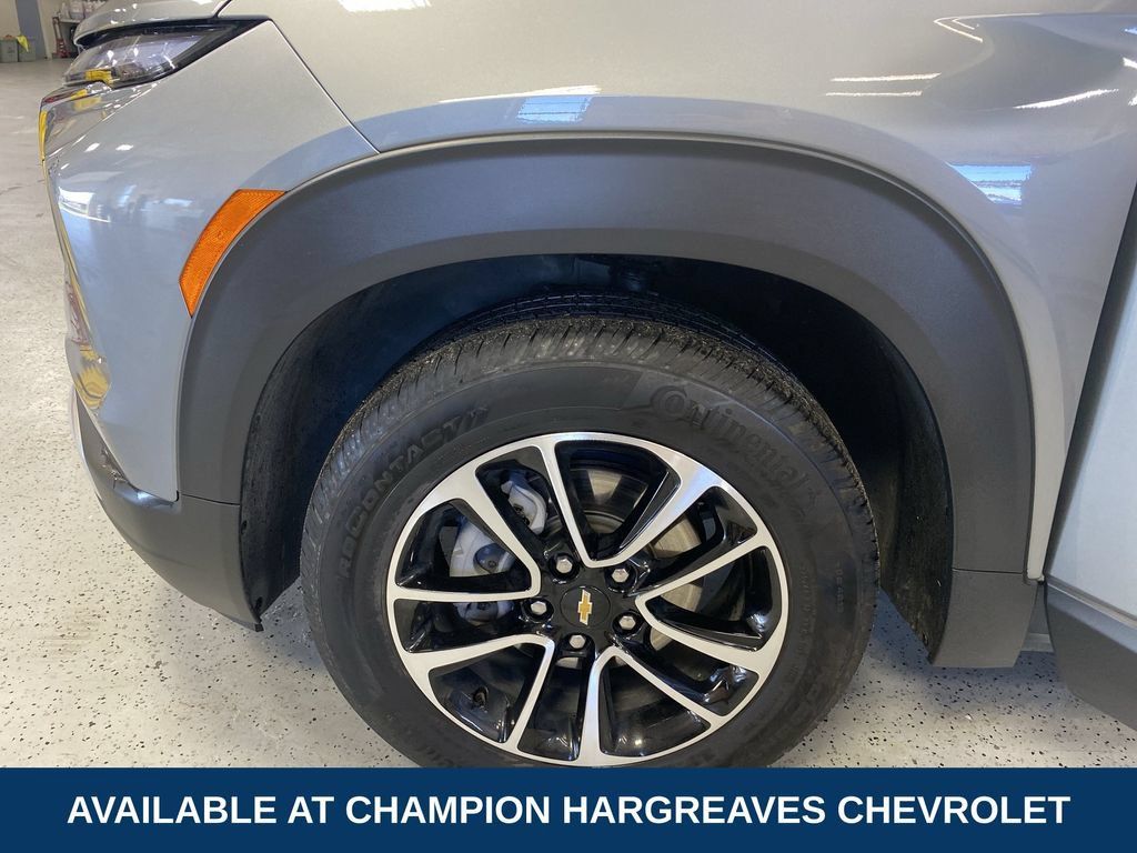 Used 2026 Chevrolet TrailBlazer LT AWD/4WD image 41