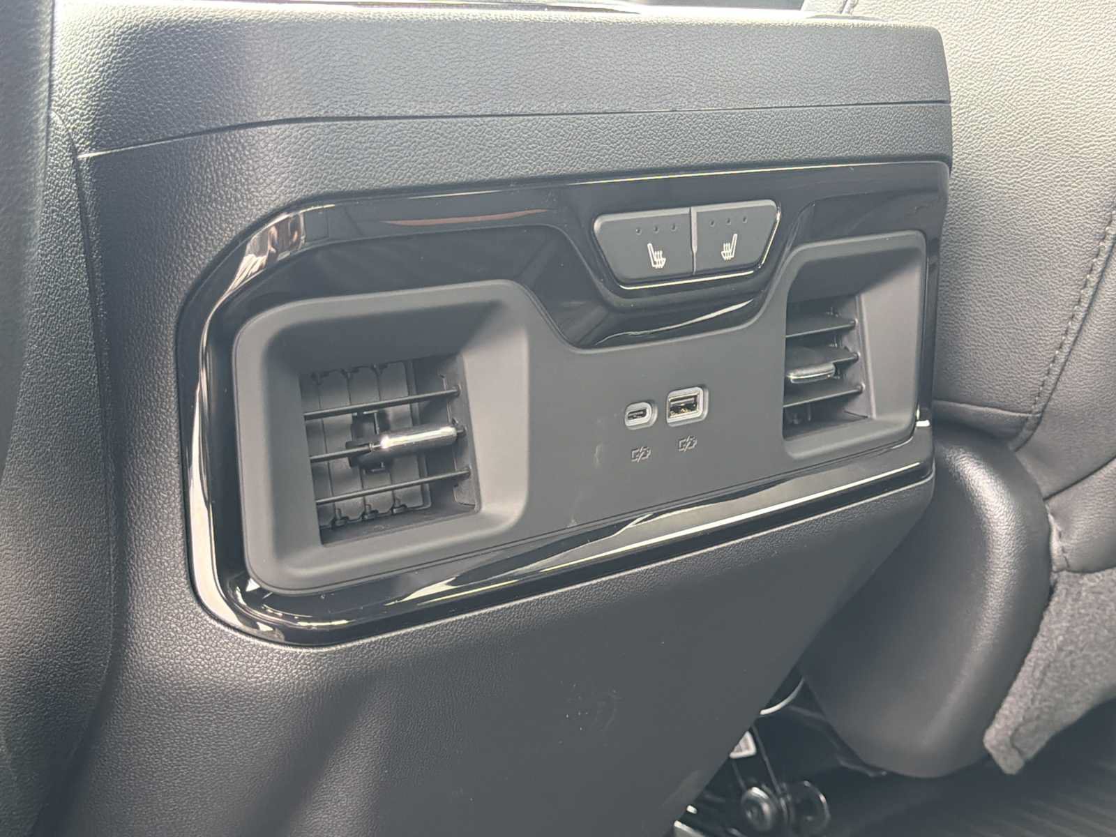 New 2026 GMC Sierra 1500 AT4 w/ AT4 Premium Package AWD/4WD image 20