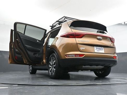 Used 2017 Kia Sportage EX image 40