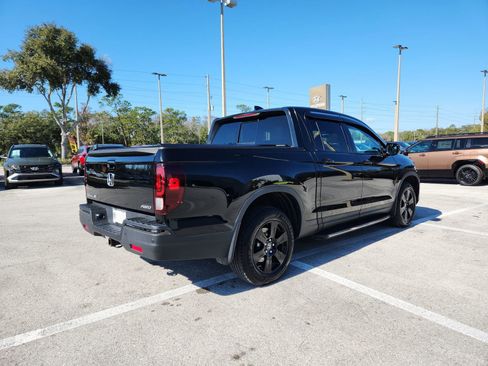 Used 2017 Honda Ridgeline Black Edition image 3