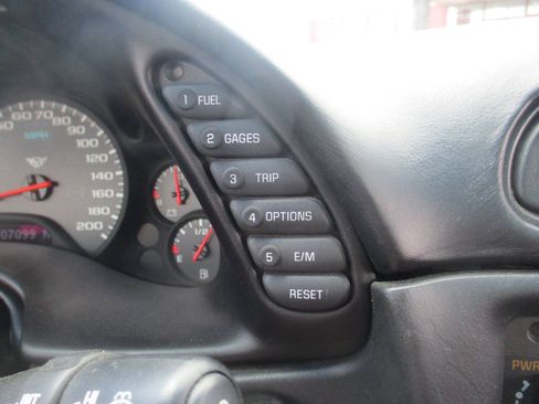 Used 1997 Chevrolet Corvette Coupe w/ Memory Pkg RWD image 29