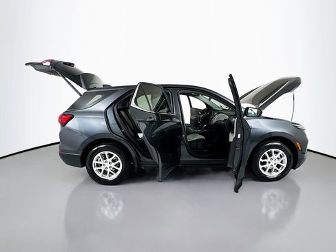 Used 2023 Chevrolet Equinox LT w/ Driver Convenience Package image 26