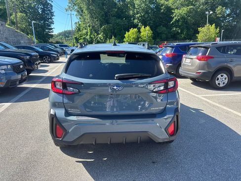 Used 2024 Subaru Crosstrek 2.0i Premium AWD/4WD image 5