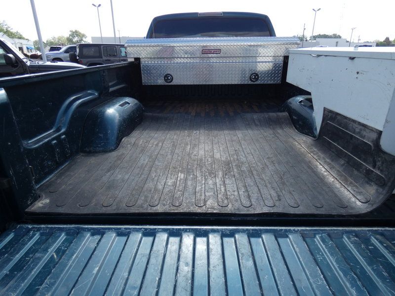 Used 1997 Dodge Ram 2500 Truck 2WD Club Cab image 6