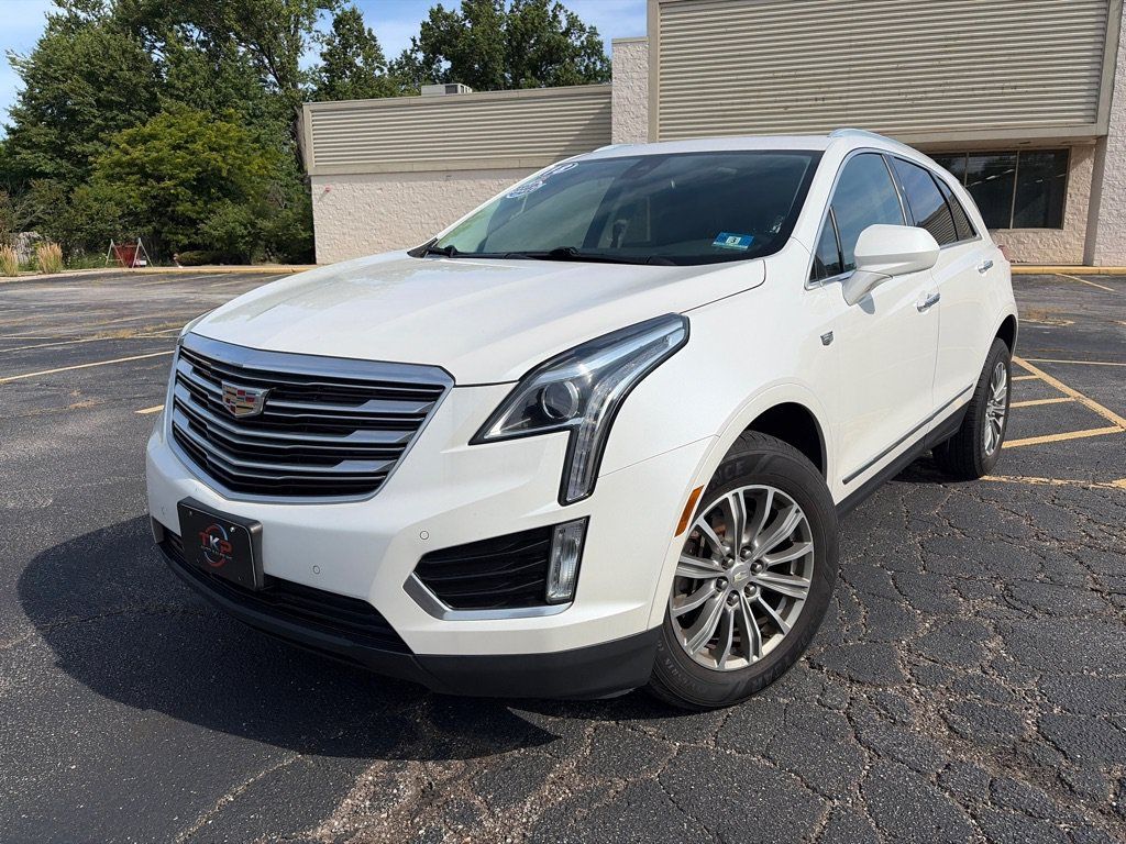 Used 2018 Cadillac XT5 Luxury w/ Driver Awareness Package AWD/4WD image 1