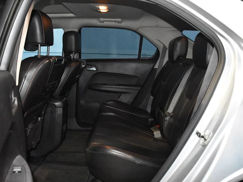 Used 2011 Chevrolet Equinox LTZ FWD image 17