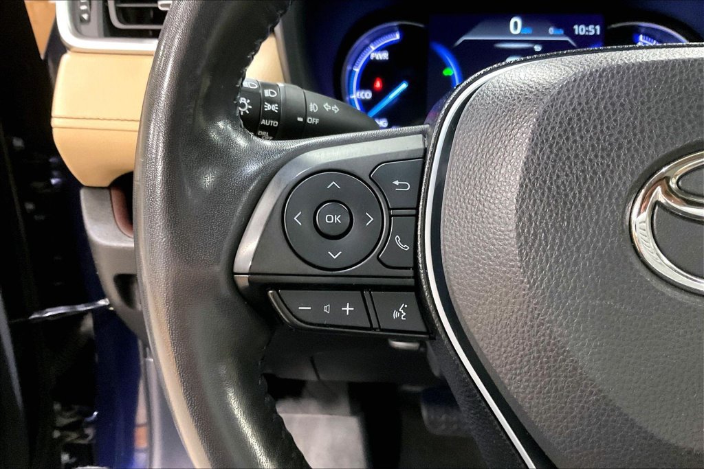 Used 2020 Toyota RAV4 Limited AWD/4WD image 12